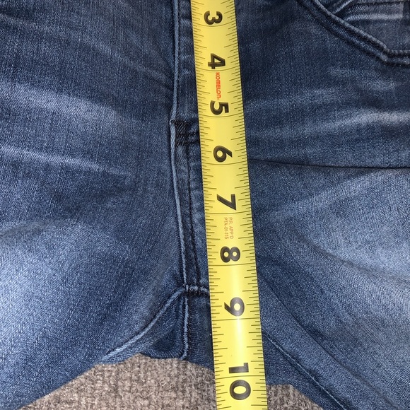 Democracy Jeans - Picture 6 of 7